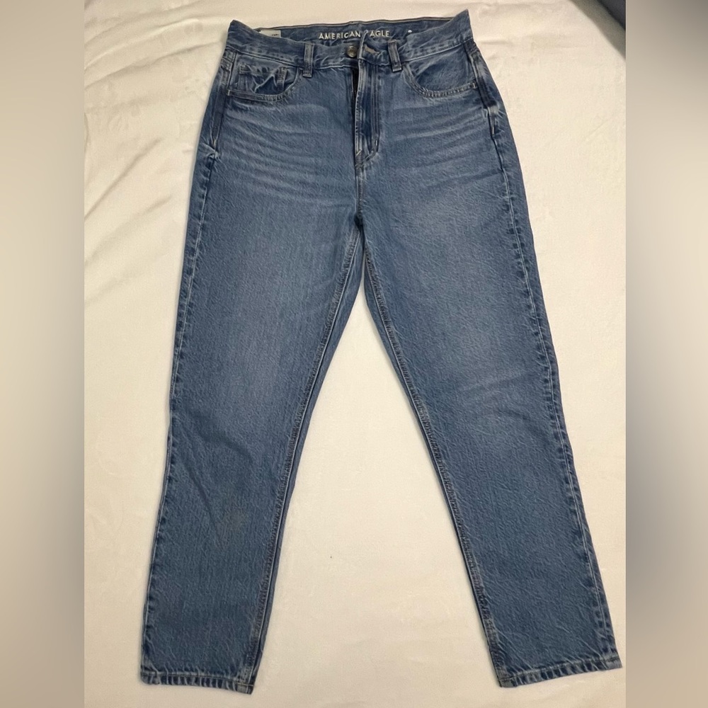 American Eagle Mom Jeans - Picture 3 of 10